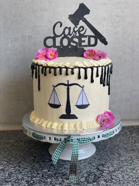 Lawyer Theme cake 8