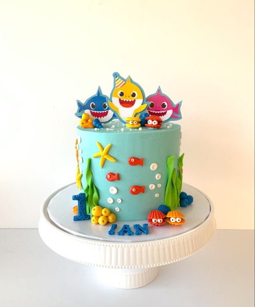 Baby Shark Theme Cake 02