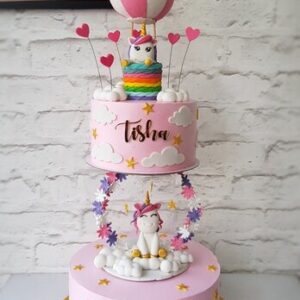 Unicorn cake 35