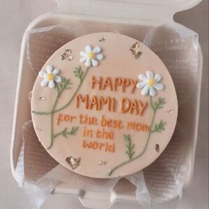 Mom cake 3