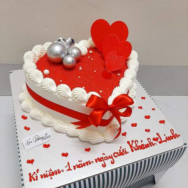 Valentine cake 16
