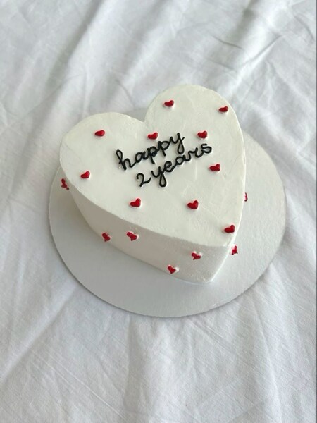 Valentine cake 46