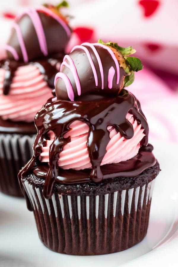 Choco Strawberry Cupcake