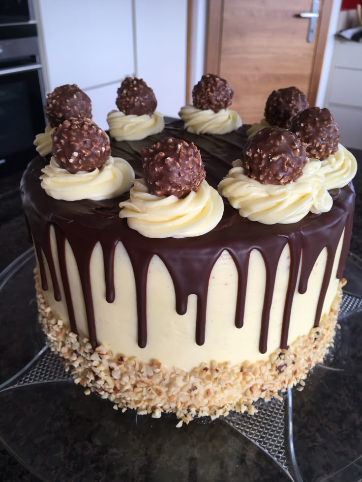 Ferrero Rocher Hazel Velevt